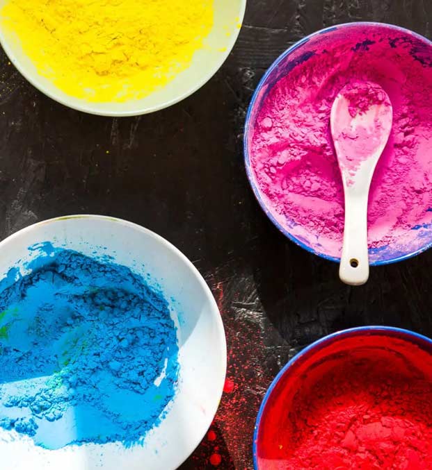 Relainage et ravivement des couleurs de tapis - PATRETAPIS en France : Relainage de tapis et reconstitution du velours, création de teinte pour tapis, ravivement des couleurs de vos tapis dans toute la France